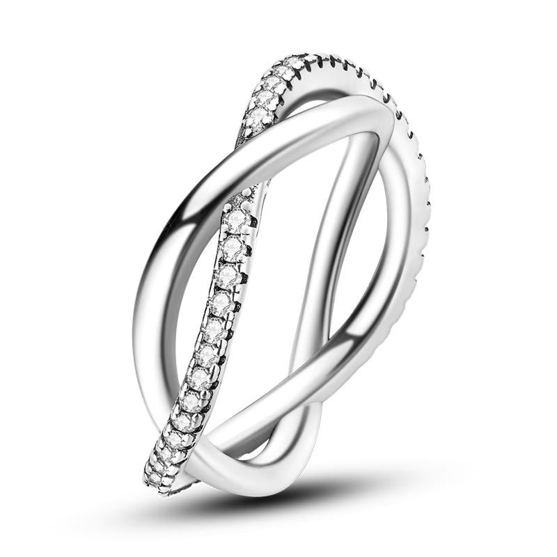 Intertwined Solid & Diamante Ring