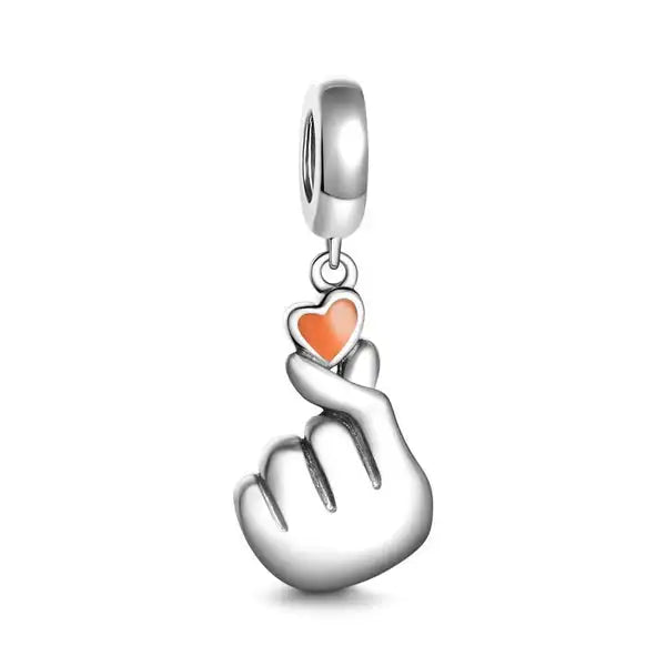 925 Charm B3702