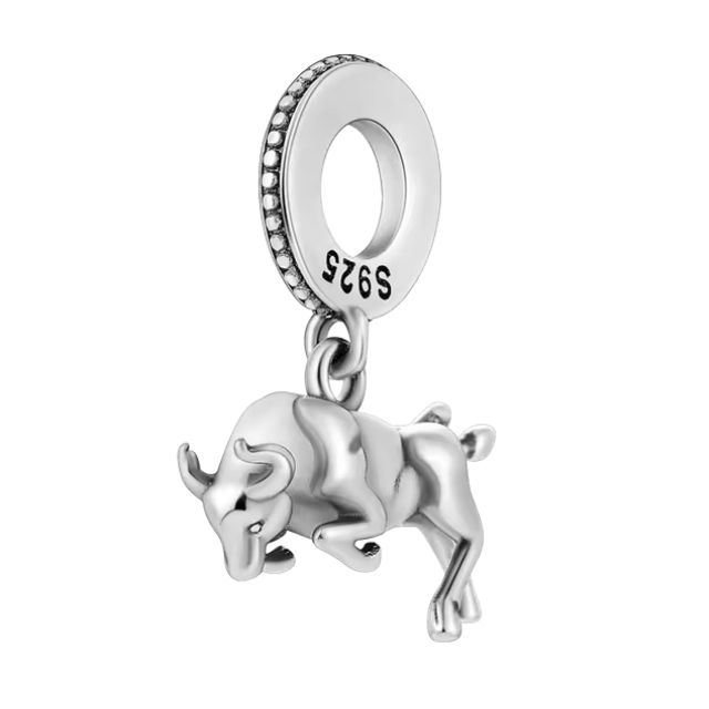 925 Bull Charm - Special Something